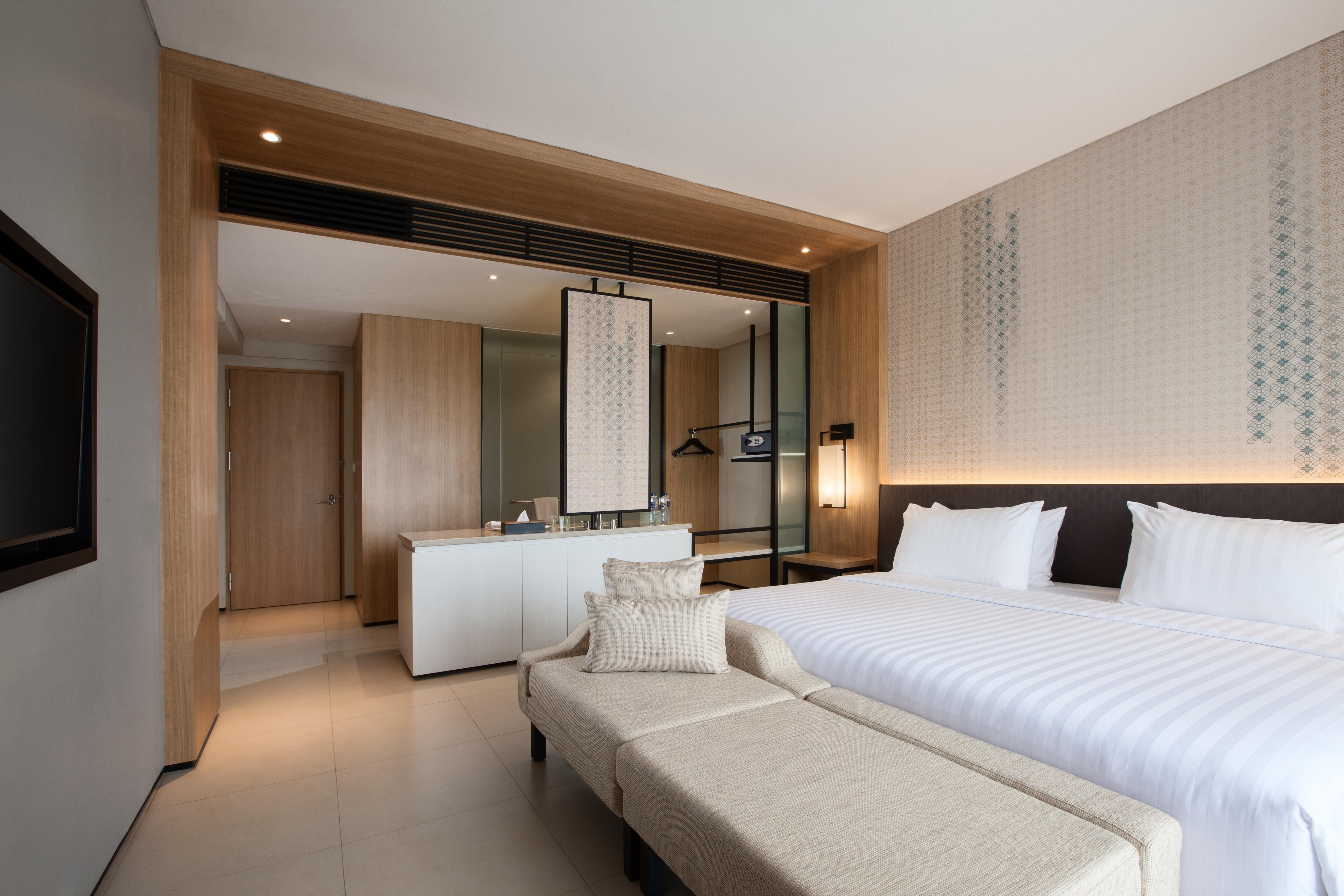 Hotel Santika Premiere Bandara Palembang Exterior photo