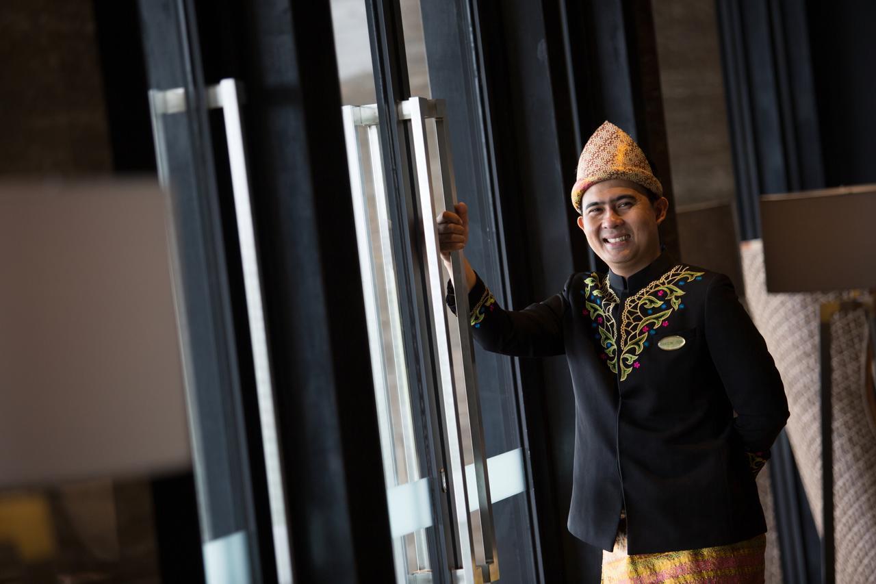 Hotel Santika Premiere Bandara Palembang Exterior photo